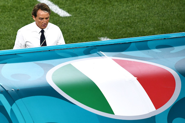 Mancini vince alla Mitterrand, “la force tranquille” dell’Italia