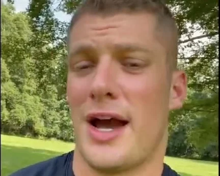 Carl Nassib il primo giocatore della Nfl a dichiarare la propria omosessualità