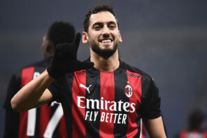 Se l’Inter dà 6 milioni l’anno a Calhanoglu, vuol dire che il calcio non ha imparato niente item-thumbnail