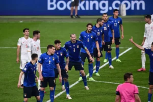 Una bella immagine della difesa dell'Italia di Mancini