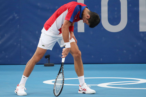 La tensione stritola Djokovic. Lezione di vita a Flushing Meadows, il tennis c’entra poco