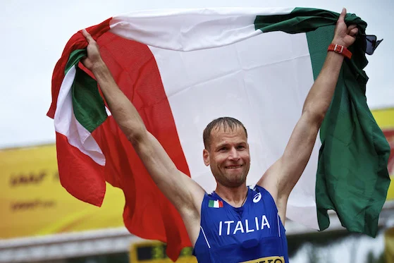 Non male quel personal trainer. Schwazer nei ritagli di tempo fa il quarto tempo italiano di sempre nei 10 km. di marcia Non male quel personal trainer. Schwazer nei ritagli di tempo fa il quarto tempo italiano di sempre nei 10 km. di marcia