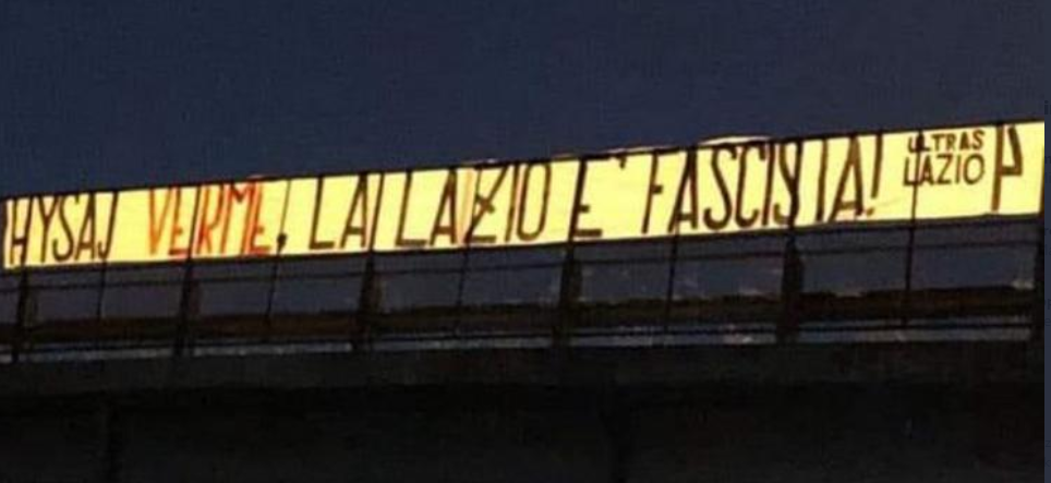 Lazio, lo striscione degli ultras: «Hysaj verme, la Lazio è fascista» 