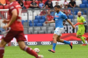 Manolas