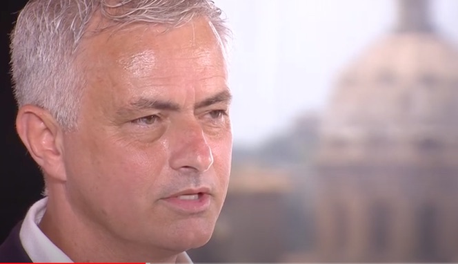 Mourinho: “So che al 100% un rigorista dell’Inghilterra si è rifiutato. Saka non può avere sulle spalle il destino di un Paese”