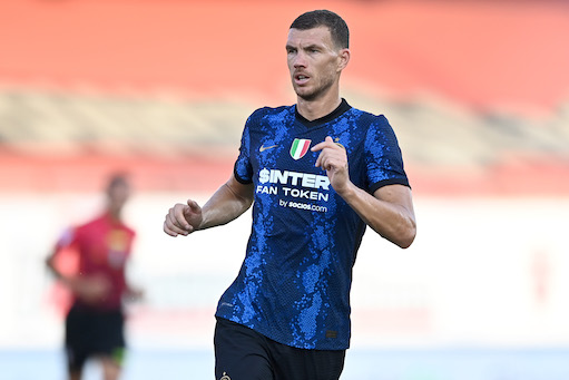 Dzeko fa la lavatrice e anche il bomber. L’Inter scherza col Genoa: 4-0