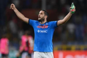 Manolas