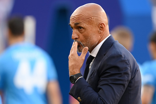 Spalletti: «Lo sport può sottrarre i ragazzi a una vita non autentica, fatta di social e cellulari»