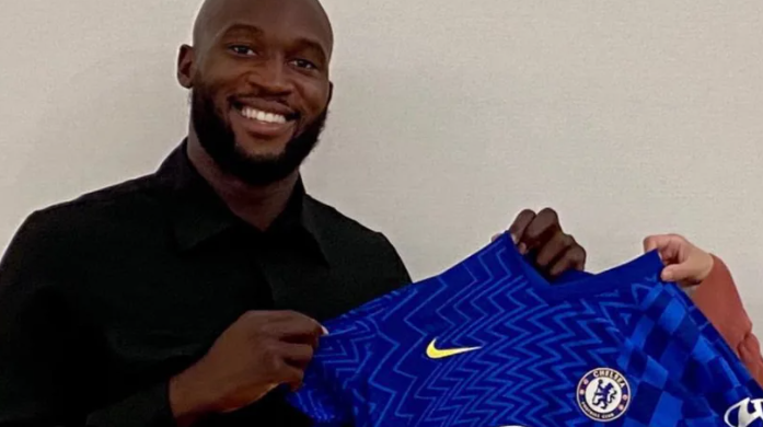 Lukaku: «Alla terza offerta del Chelsea ho capito che erano seri, la mia testa era già a Londra» Lukaku: «Alla terza offerta del Chelsea ho capito che erano seri, la mia testa era già a Londra»
