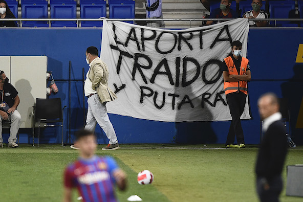 «I tifosi piangevano per Messi, Laporta era a pranzo con Florentino Perez»