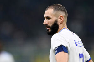 Benzema: «Aspetto ancora qualche anno prima di ritirarmi, mi manca il Real e un giorno vorrei tornarci» item-thumbnail