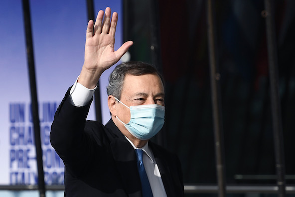 Draghi salva la scuola dalla dad: annullata la circolare che mette le classi in quarantena con un solo positivo