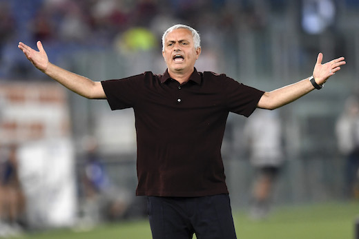 Mourinho: «L’allenatore non può sapere solo di calcio, deve avere l’ossessione della cultura generale»