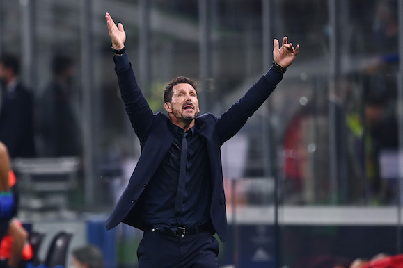 Sassate sull’autobus dell’Atletico Madrid: Simeone interviene (VIDEO)