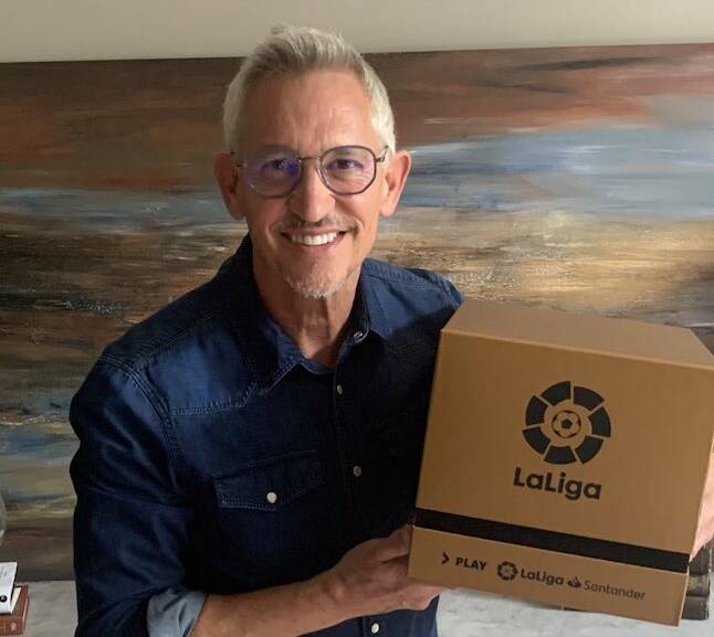 Lineker: «Non sarei sorpreso se il Napoli vincesse lo scudetto» Lineker: «Non sarei sorpreso se il Napoli vincesse lo scudetto»