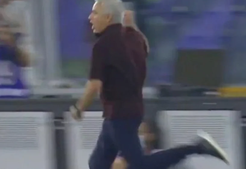 la folle corsa di mou