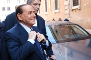 Berlusconi torna allo stadio e il Monza vince 4-0: «bisogna giocare per fare gol» item-thumbnail