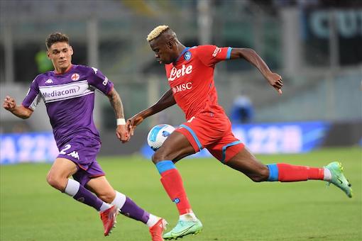 Gazzetta: il Napoli di Spalletti ha eliminato tutti quei passaggini laterali in orizzontale Gazzetta: il Napoli di Spalletti ha eliminato tutti quei passaggini laterali in orizzontale