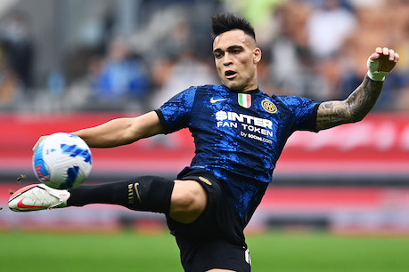 Inter, Lautaro Martinez rinnova fino al 2026, guadagnerà 6 milioni a stagione