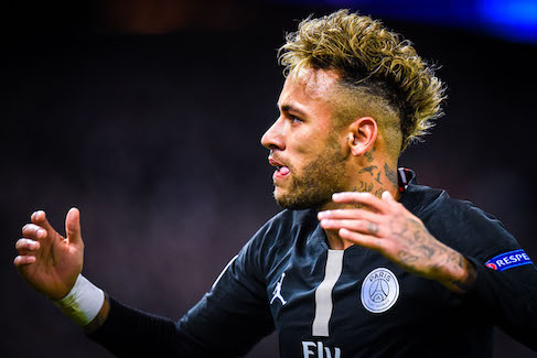 Neymar smentisce a modo suo la rissa con Donnarumma. Pubblicando i Whatsapp in cui lo accusa