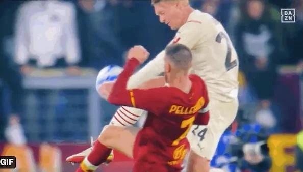 il fallo di mani di Kjaer