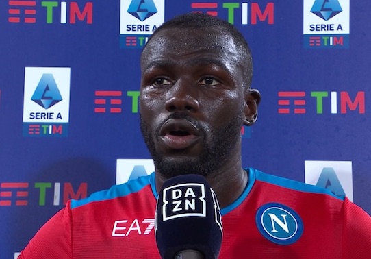 Razzismo. Koulibaly: «Hai detto a me scimmia?» A Firenze ululati contro lui, Osimhen e Anguissa Razzismo. Koulibaly: «Hai detto a me scimmia?» A Firenze ululati contro lui, Osimhen e Anguissa