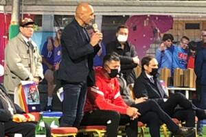 Spalletti ai bambini di Acerra: «Ora avete questa struttura, il regalo dovete mettercelo voi» item-thumbnail
