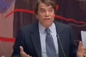 È morto Bernard Tapie il presidente che fece grande il Marsiglia (e voleva Maradona) item-thumbnail