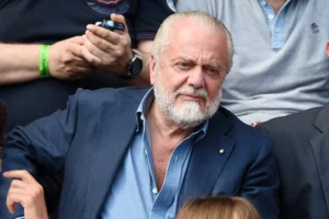 De Laurentiis Il Napoli in ritiro