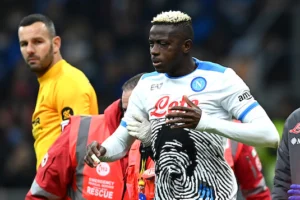 Osimhen è stato più fuori che dentro