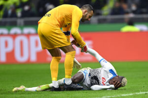 Gazzetta: Skriniar pronto a scambiare la maglia con Osimhen dopo l’infortunio di 3 mesi fa item-thumbnail