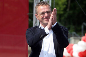 Rangnick riparte da Ronaldo: «Mai visto uno così in forma alla sua età» item-thumbnail