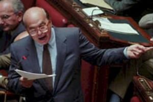 Le plusvalenze come il finanziamento illecito ai partiti del 92. Ma il calcio vuole Tangentopoli bis? item-thumbnail