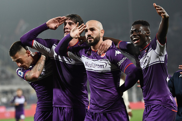 Fiorentina, un membro del gruppo squadra positivo. Domani i viola a Napoli per la Coppa Italia