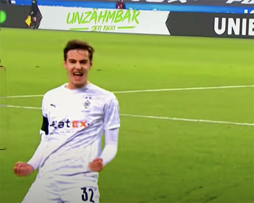 Il Napoli vuole Neuhaus, gioiello del Borussia Monchengladbach Il Napoli vuole Neuhaus, gioiello del Borussia Monchengladbach