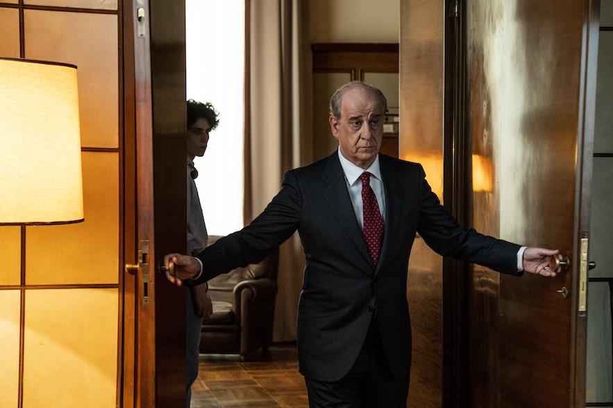 Toni Servillo: «Dalla Rai chiamavano Eduardo: “siamo la televisione”. E lui: “Vi passo il frigorifero”»