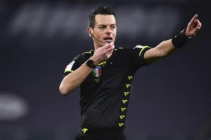 L'arbitro Pezzuto