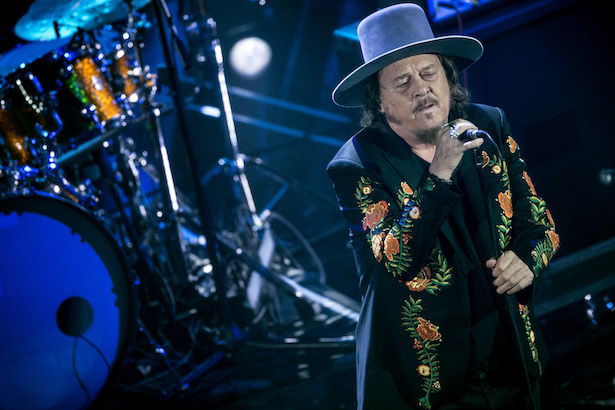 Zucchero: «Sono nato in campagna, preferivo avere i frigoriferi pieni piuttosto che vestiti firmati» Zucchero: «Sono nato in campagna, preferivo avere i frigoriferi pieni piuttosto che vestiti firmati»