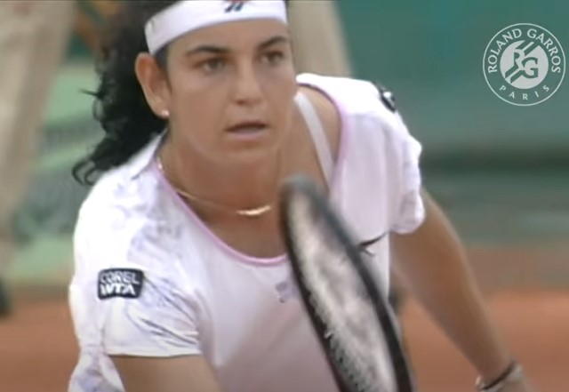 Arantxa Sanchez, l’inventrice del “vamos!”: «Quando ho cominciato cacciavano le donne dal campo perché serviva ai maschi» Arantxa Sanchez, l’inventrice del “vamos!”: «Quando ho cominciato cacciavano le donne dal campo perché serviva ai maschi»