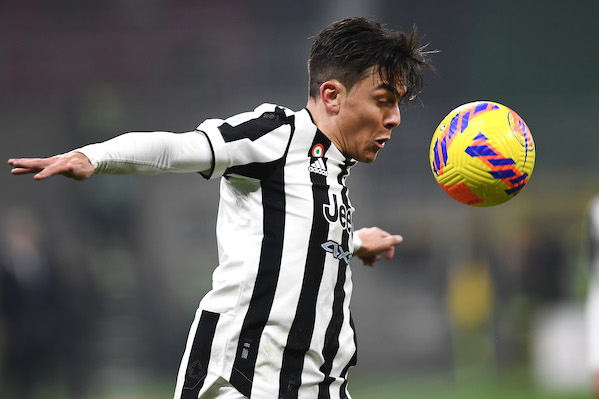 Gazzetta: Juventus, Vlahovic ha migliorato Dybala e ora il clima per discutere il rinnovo è più sereno