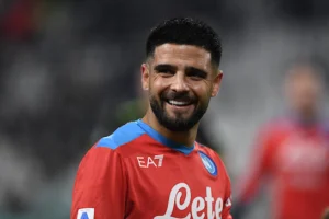 Insigne annuncio alle 15