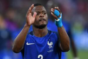 Evra: «Deschamps mi ha insegnato che vincere è importante, ma Ferguson che vincere è normale» item-thumbnail