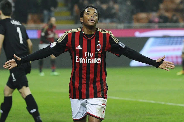 Robinho dal carcere dei famosi: «Dicono che sia il responsabile, ma qui comandano le guardie» Robinho dal carcere dei famosi: «Dicono che sia il responsabile, ma qui comandano le guardie»