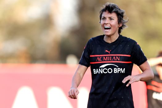 Valentina Giacinti: «Da piccola staccavo la testa alle bambole che mi regalavano e ci giocavo a calcio»