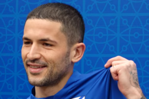 Sensi: «Ho voluto fortemente la Samp, per Mancini è la soluzione ideale per me» item-thumbnail