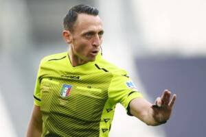 Roma-Genoa, Abisso denuncia Calvarese per l’intervento sul rosso a Zaniolo. La Figc apre indagine item-thumbnail