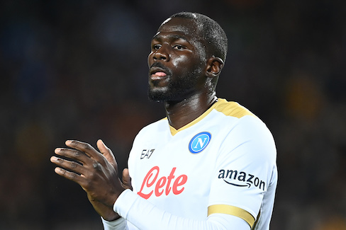 CorSport: Koulibaly, la prossima settimana si discuterà il rinnovo, difficile rinunci ai 6 milioni di ingaggio 