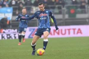 falli da dietro