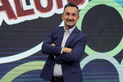 Nicola Savino: «Il mio problema è stato superare l’assenza di mio padre» Nicola Savino: «Il mio problema è stato superare l’assenza di mio padre»