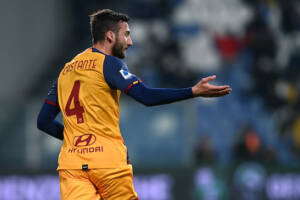 Cristante: «Ci sono più calciatori intelligenti di quanto si pensi. Tutti ci riteniamo dei privilegiati» item-thumbnail